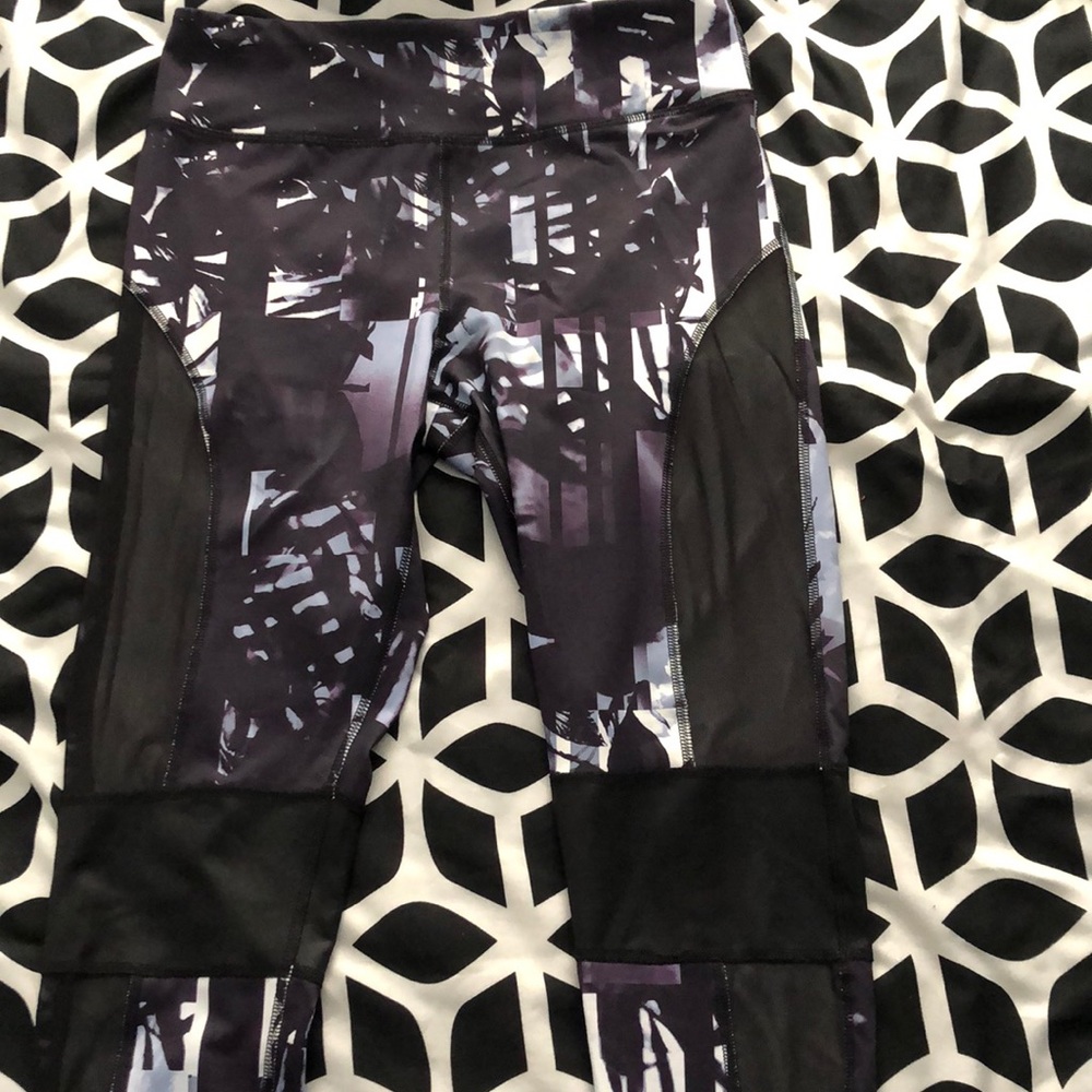 Express Core running leggings